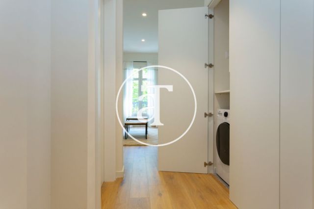 Piso de alquiler temporal de  2 habitaciones en Eixample Dreta 15
