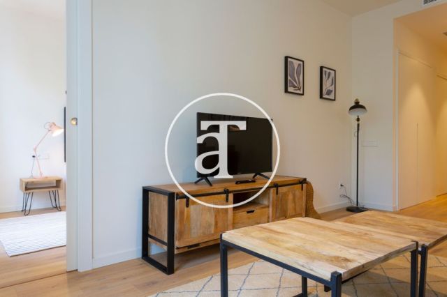Piso de alquiler temporal de  2 habitaciones en Eixample Dreta 5