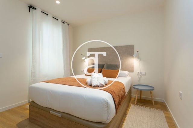 Piso de alquiler temporal de 2 habitaciones en Eixample Dreta 14
