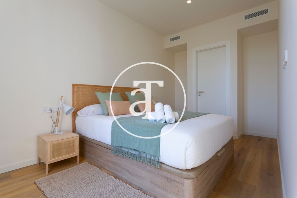 Monthly rental apartment with 2 bedrooms in Eixample Dreta 19