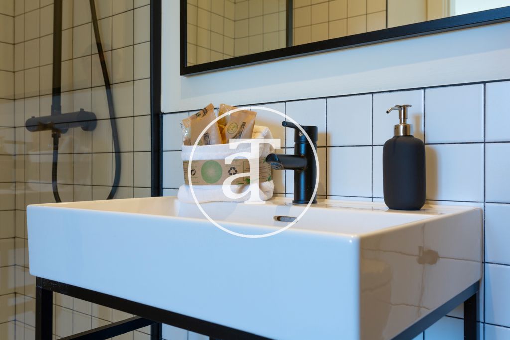 Monthly rental apartment with 2 bedrooms in Eixample Dreta 27