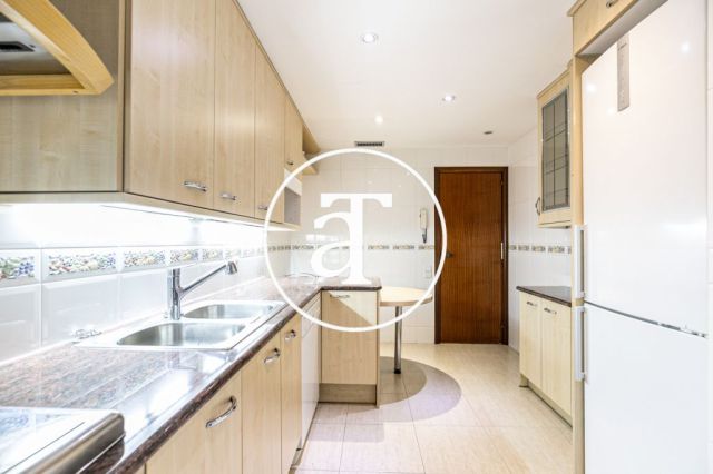 Appartement de 2 chambres et 2 salles de bains à louer à Eixample Esquerra, Barcelone 15