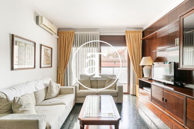 Appartement de 2 chambres et 2 salles de bains à louer à Eixample Esquerra, Barcelone