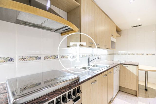 Appartement de 2 chambres et 2 salles de bains à louer à Eixample Esquerra, Barcelone 16