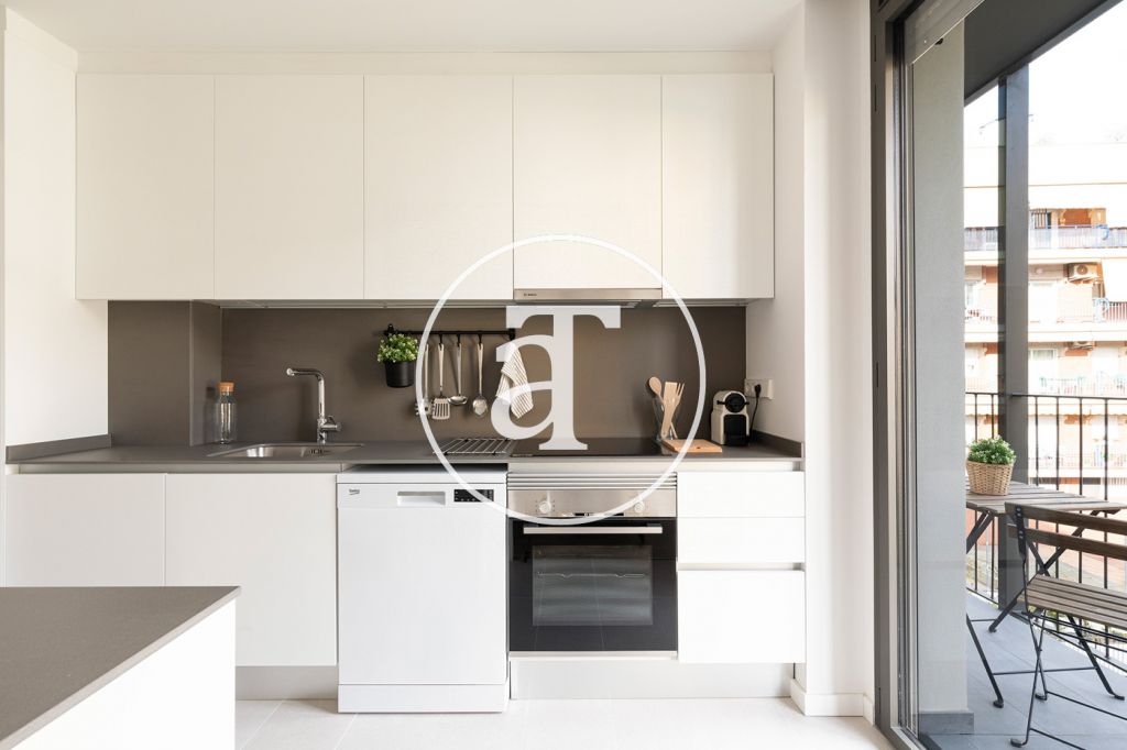 Apartamento de alquiler temporal con 2 habitaciones dobles y piscina comunitaria 11