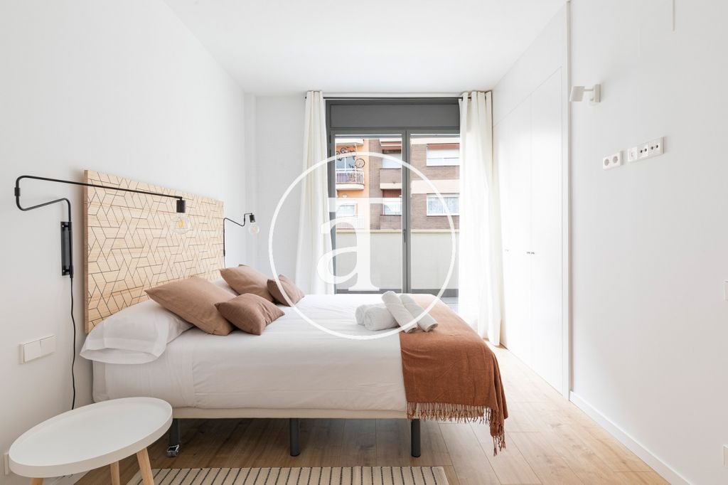 Apartamento de alquiler temporal con 2 habitaciones dobles y piscina comunitaria 19