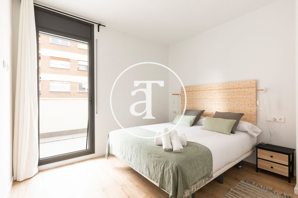 Apartamento de alquiler temporal con 2 habitaciones dobles y piscina comunitaria 14