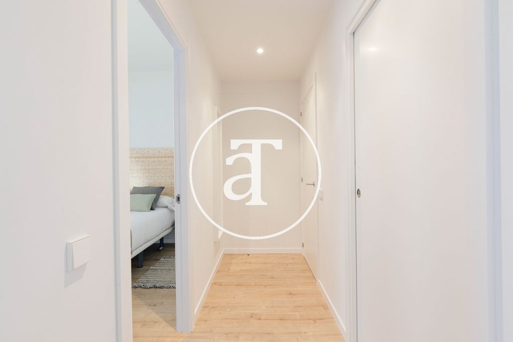 Apartamento de alquiler temporal con 2 habitaciones dobles y piscina comunitaria 22