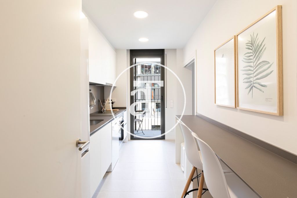 Apartamento de alquiler temporal con 2 habitaciones dobles y piscina comunitaria 13