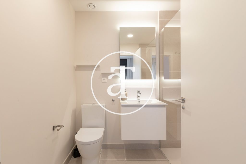 Apartamento de alquiler temporal con 2 habitaciones dobles y piscina comunitaria 23