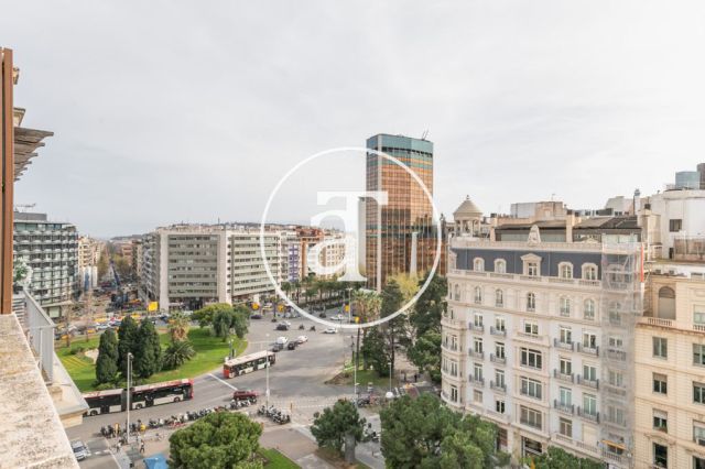 Location temporaire d'un penthouse avec 2 chambres et 2 salles de bain, meublé et proche du parc Turó. 10