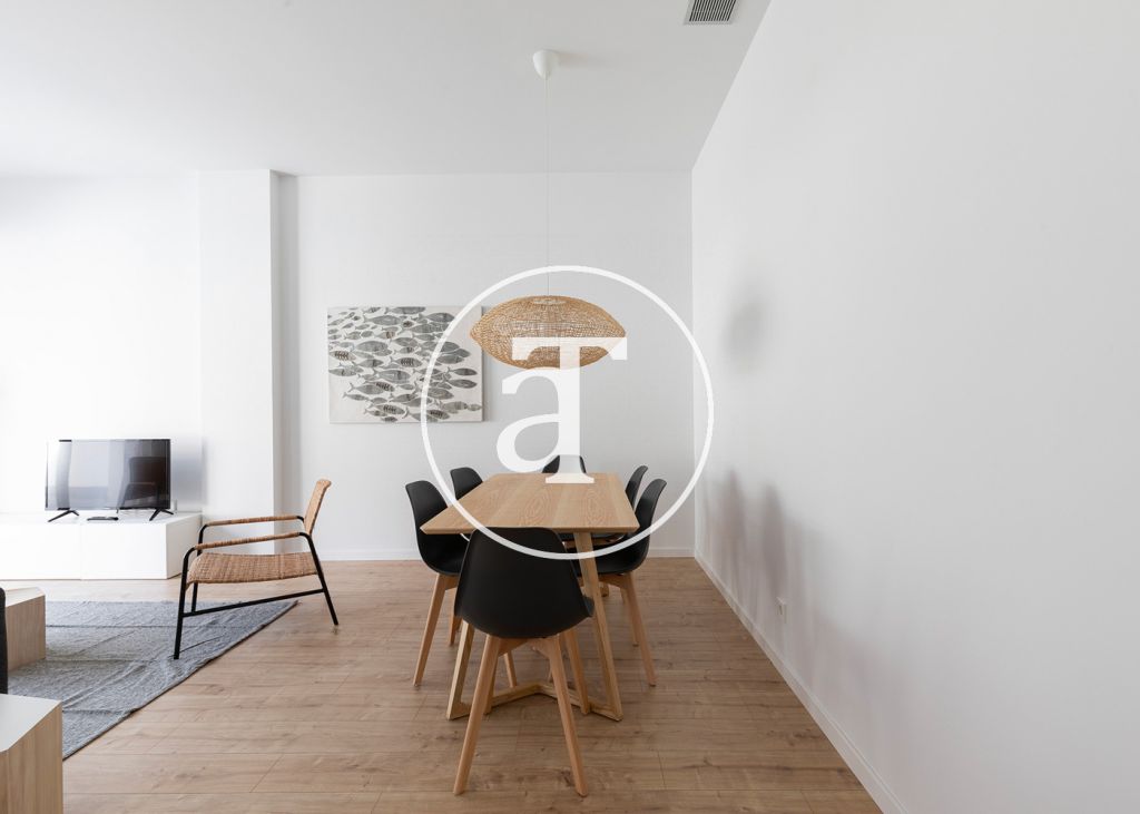 Monthly rental apartment with 3 double bedrooms and community pool 6