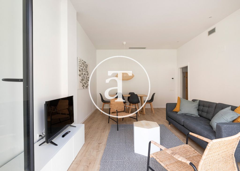 Monthly rental apartment with 3 double bedrooms and community pool 7
