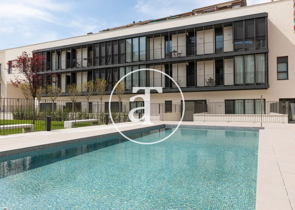 Apartamento de alquiler temporal con 3 habitaciones dobles y piscina comunitaria 35
