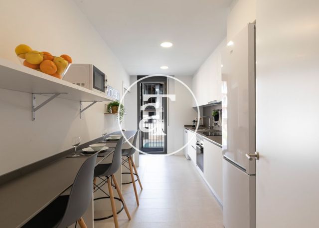 Appartement en location temporaire avec 3 chambres doubles et piscine commune 13