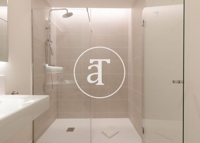 Appartement en location temporaire avec 3 chambres doubles et piscine commune 30