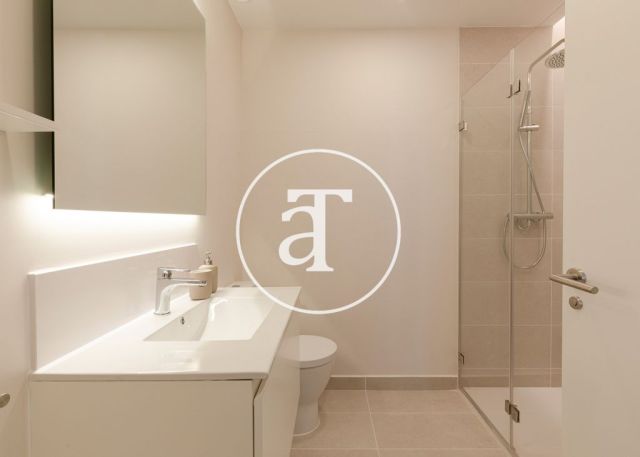 Appartement en location temporaire avec 3 chambres doubles et piscine commune 27