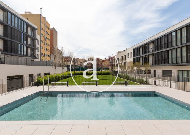 Appartement en location temporaire avec 3 chambres doubles et piscine commune 32