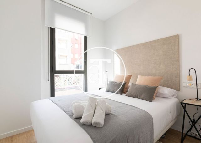 Appartement en location temporaire avec 3 chambres doubles et piscine commune 25