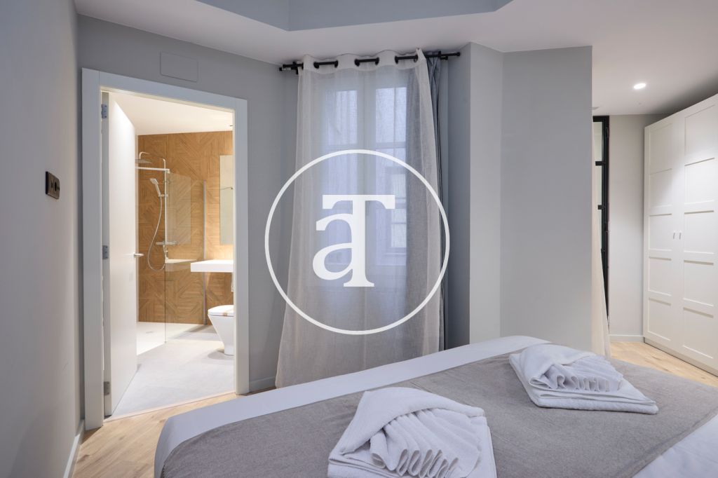 Apartamento de alquiler temporal a estrenar con 2 habitaciones en Barcelona 24
