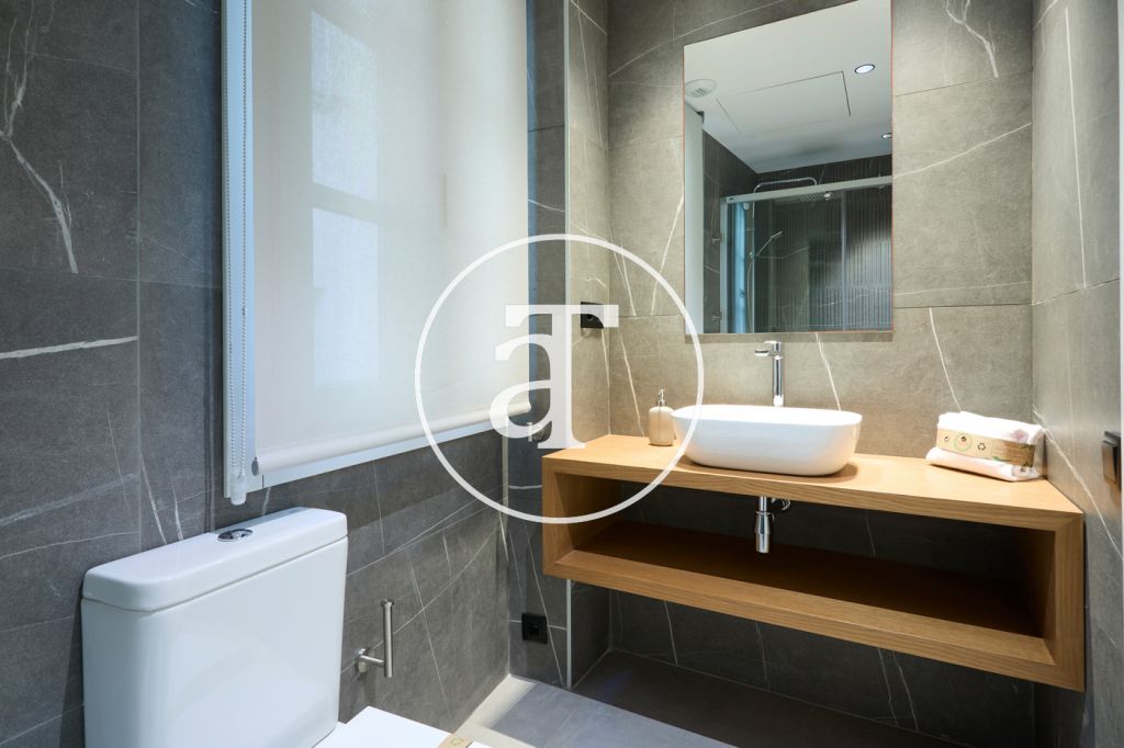 Apartamento de alquiler temporal a estrenar con 2 habitaciones en Barcelona 29