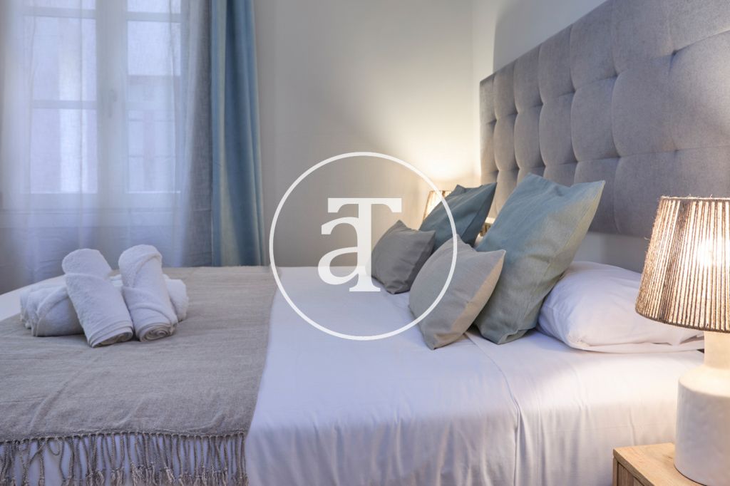 Monthly rental apartment with 2 bedrooms in Ciutat Vella 16