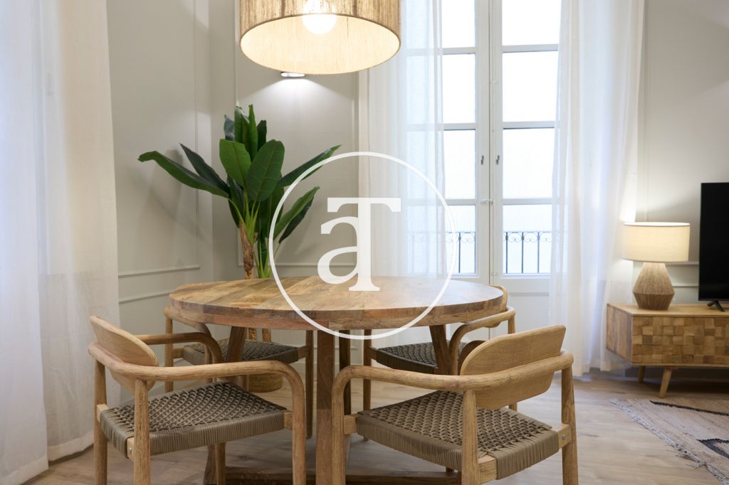 Monthly rental apartment with 2 bedrooms in Ciutat Vella 10