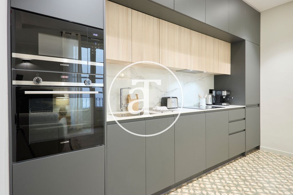 Monthly rental apartment with 2 bedrooms in Ciutat Vella 12