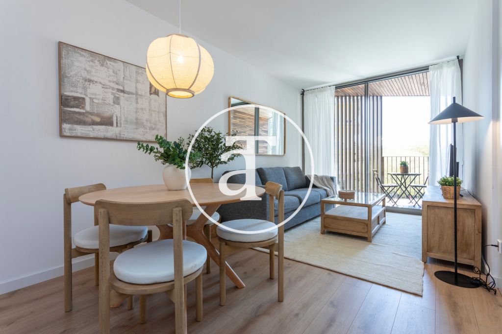 Piso de alquiler temporal de 2 habitaciones y 2 baños con balcones con impresionantes vistas a la Sagrada Familia