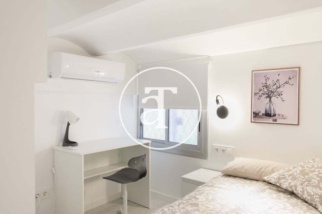 Duplex à louer temporairement avec 2 chambres dans l'Eixample Esquerra 21