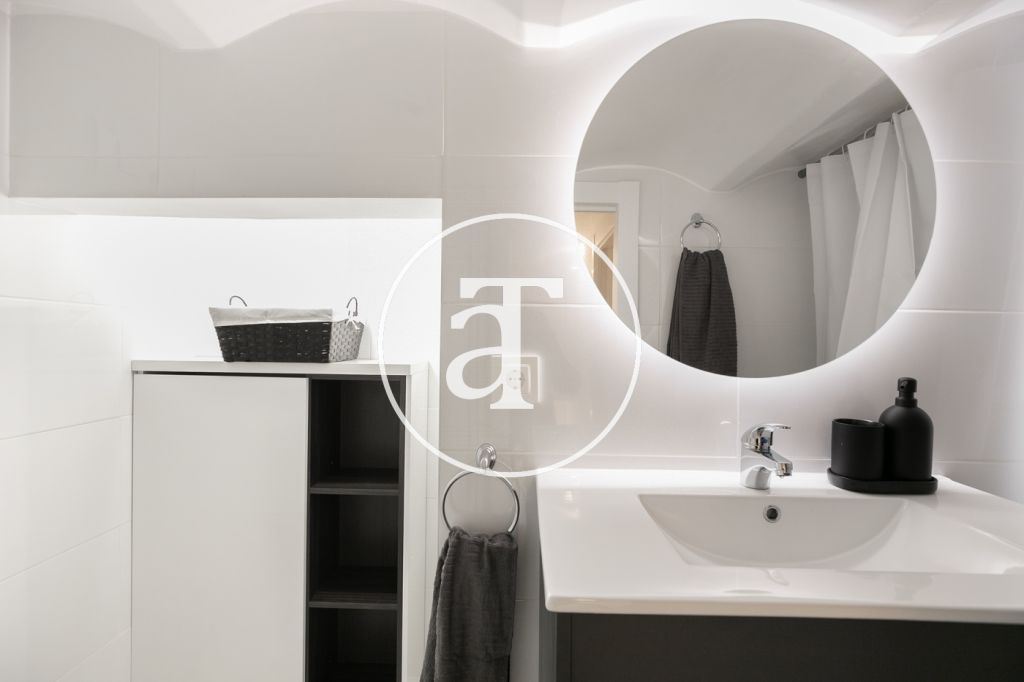 Duplex à louer temporairement avec 2 chambres dans l'Eixample Esquerra 28
