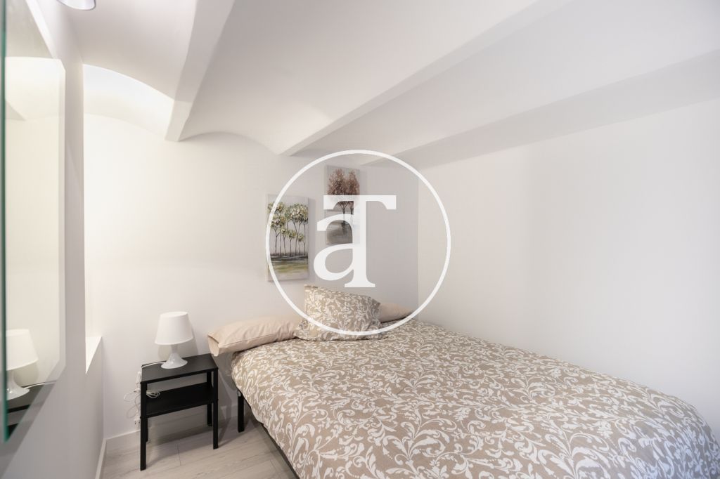 Duplex à louer temporairement avec 2 chambres dans l'Eixample Esquerra 24