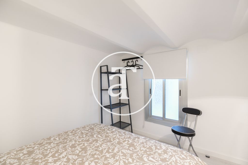 Duplex à louer temporairement avec 2 chambres dans l'Eixample Esquerra 27