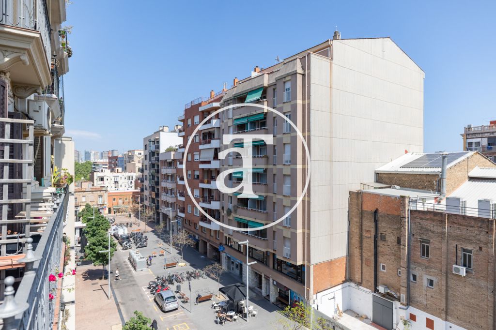Piso de alquiler temporal de 3 habitaciones, 2 baños y balcón en Poblenou 4