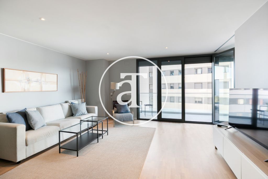 Monthly rental apartment with 3 bedrooms, 2 bathrooms, balcony and optional parking space in Badalona