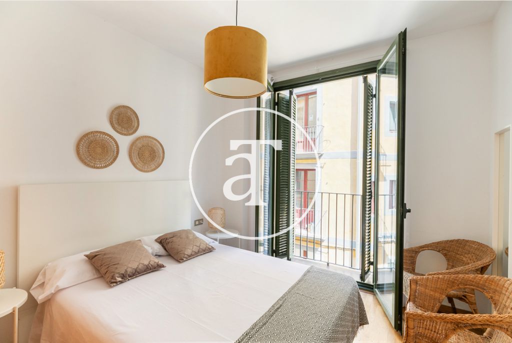 Appartement en location temporaire avec 3 chambres et piscine commune, à deux pas de la gare de Drassanes 14
