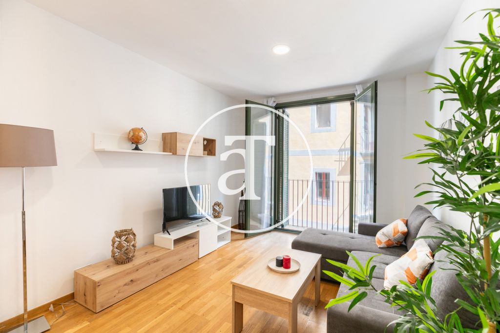 Appartement en location temporaire avec 3 chambres et piscine commune, à deux pas de la gare de Drassanes 5