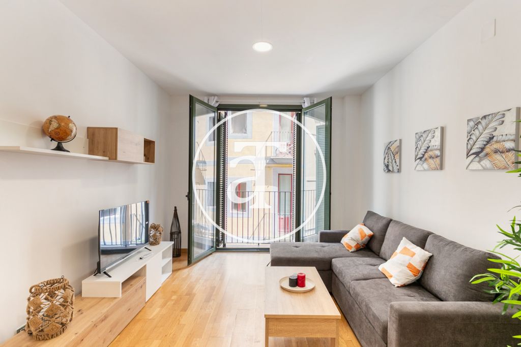 Appartement en location temporaire avec 3 chambres et piscine commune, à deux pas de la gare de Drassanes