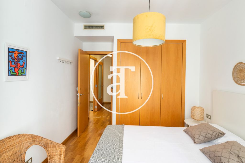 Appartement en location temporaire avec 3 chambres et piscine commune, à deux pas de la gare de Drassanes 15