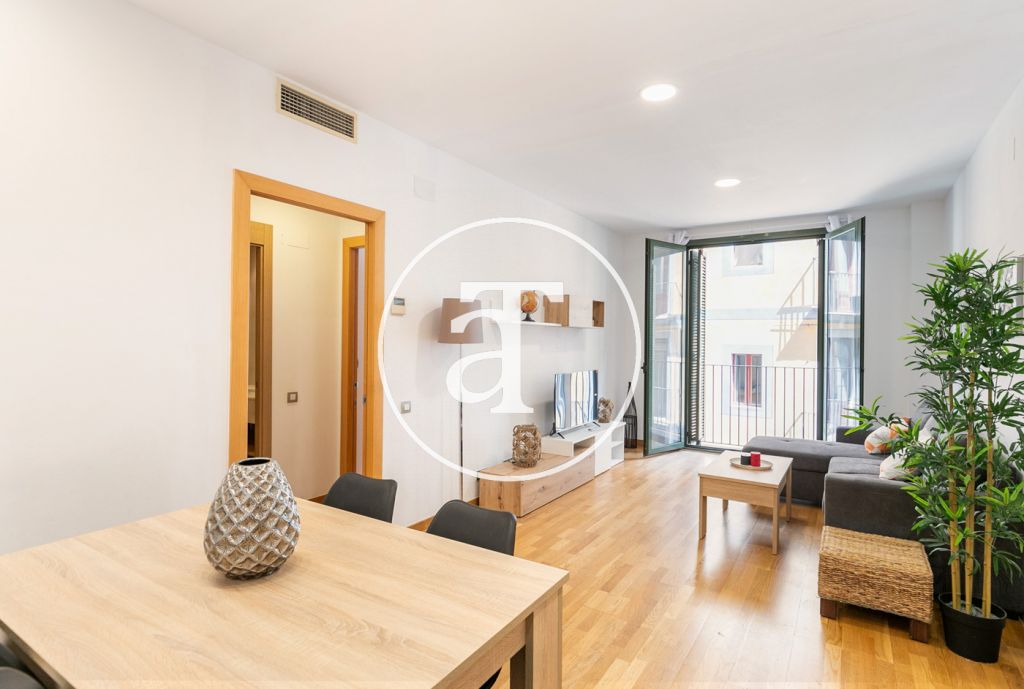 Appartement en location temporaire avec 3 chambres et piscine commune, à deux pas de la gare de Drassanes 3