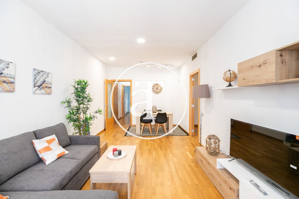 Appartement en location temporaire avec 3 chambres et piscine commune, à deux pas de la gare de Drassanes 6