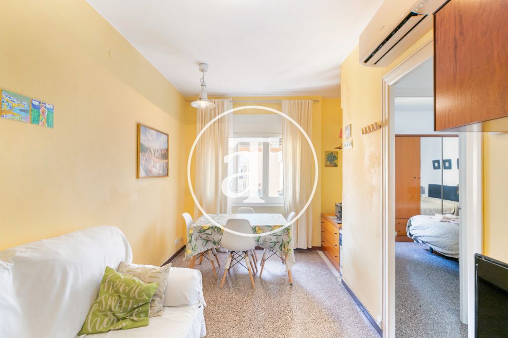 Ático de alquiler temporal de 1 habitación al lado del Hospital Sant Pau