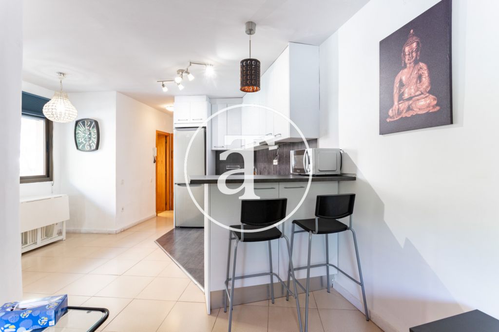 Appartement en location temporaire avec 1 chambre et 1 salle de bain à Nou Barris 5