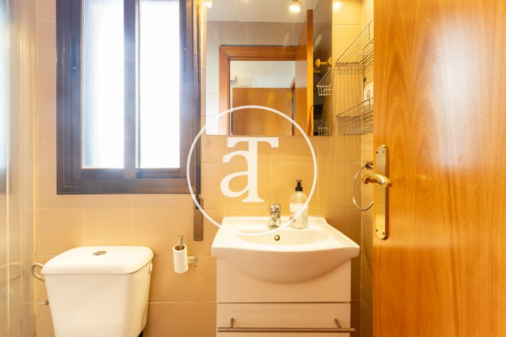 Appartement en location temporaire avec 1 chambre et 1 salle de bain à Nou Barris 23