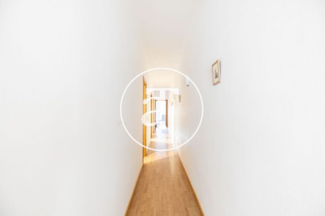 Spacious and bright furnished apartment in Marina Street 19