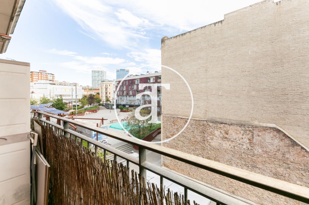 Piso de alquiler temporal de 2 habitaciones a un paso de Plaza España 6