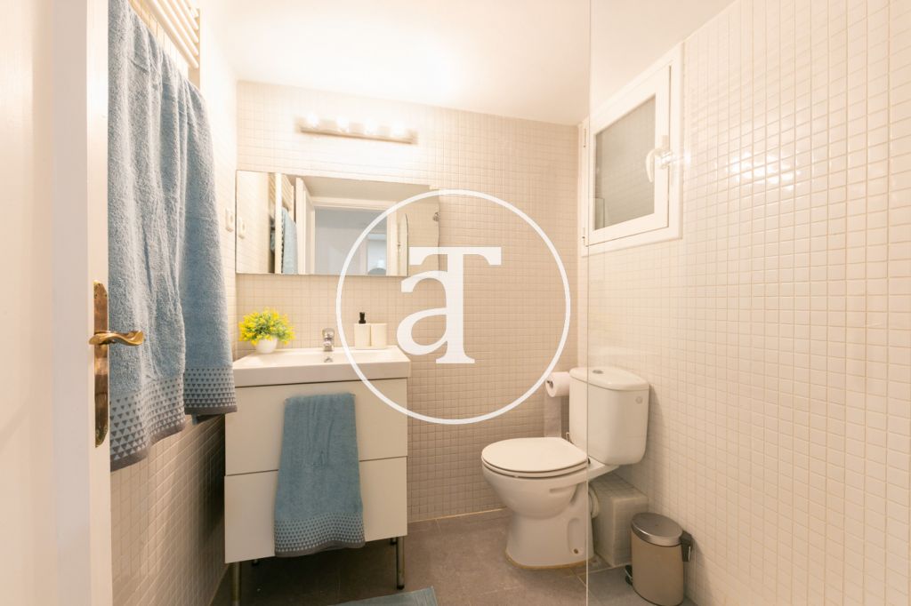 Luxury 4 bedroom apartment for temporary rental with 2 communal pools, sports area and social club in Pedralbes 38