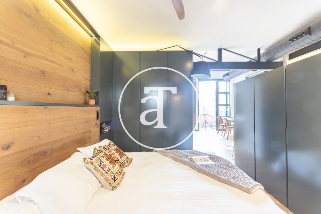 Monthly rental apartment with 1 bedroom suite with balcony in the Eixample 25
