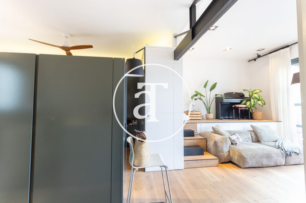 Monthly rental apartment with 1 bedroom suite with balcony in the Eixample 11