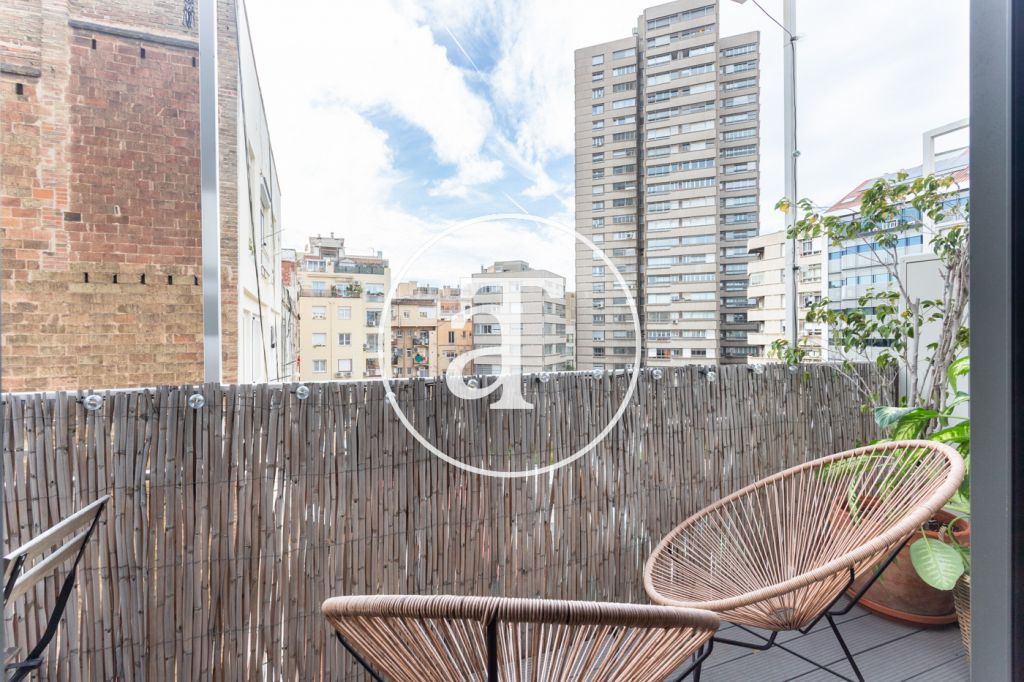Monthly rental apartment with 1 bedroom suite with balcony in the Eixample 3